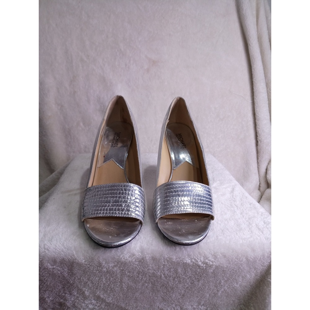 Michael Kors Womens Silver Metallic Peep Toe Wedge Sandals Heels Size 8.5M - Picture 7 of 7